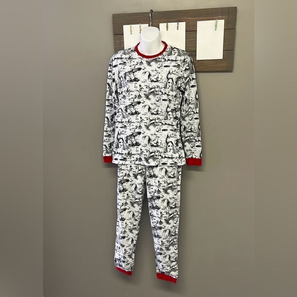 Scary Stories to Tell in the Dark Creepy Co. Skeleton Halloween Pajama Set- XS